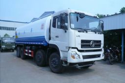 东风天龙22-25吨洒水车